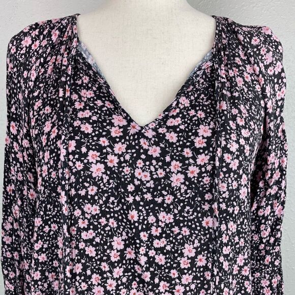 LUSH V-Neck Floral Top Size L EUC - Picture 2 of 7